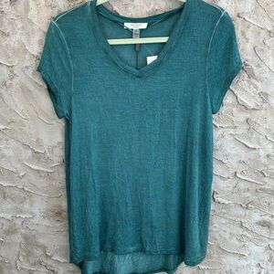 Cable & Gauge Teal Short Sleeve V-Neck Top New With Tags